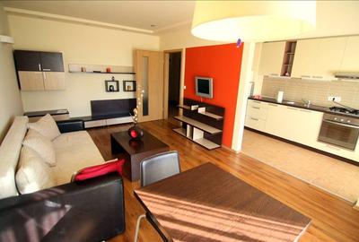 Apartament cu 2 camere decomandat, mobilat în Aradului