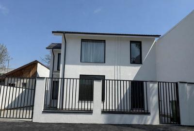 Casă cu 4 camere în Bucureștii Noi