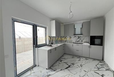 Casa Individuala P+M - 4 camere - Pompa de Caldura-Panouri Solare - 8