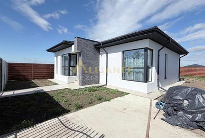 Casa Individuala - 3 camere - 2 bai - 375mp teren - 1