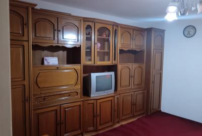 Garsonieră complet mobilata, balcon, boiler, transport in comun – Auchan Vitan - 3