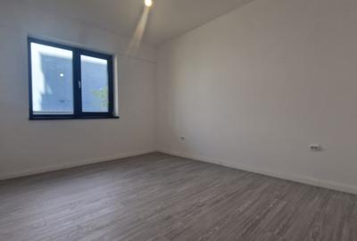 METROU PACII 2 CAMERE CU GRADINA DE 150 mp  COMISION 0% - 5