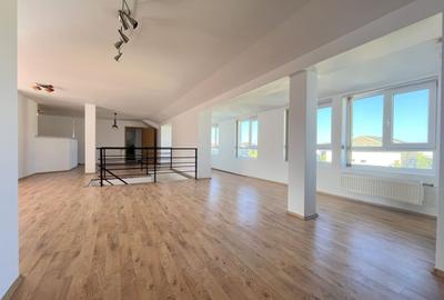 Apartament 4 camere, deosebit – mansardă spațioasa - 1