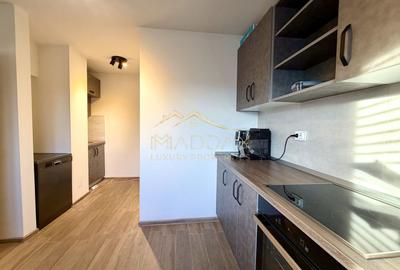 Apartament cu 4 camere *95mpc* // Bulevardul Unirii - 24
