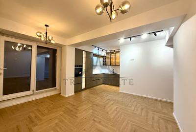 Apartament cu 3 camere decomandat în Moșilor