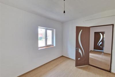 Casa cu 3 camere la Salard - 1