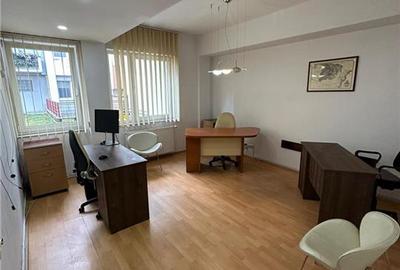Apartament cu 2 camere circular în Semicentral
