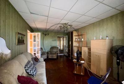 Apartament cu 3 camere semidecomandat în Tomis Nord