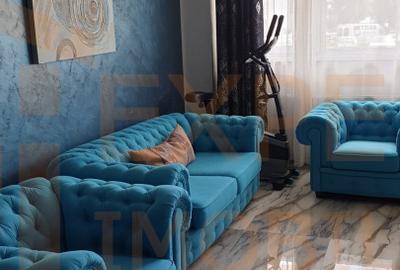 Apartament cu 3 camere decomandat, mobilat în Central