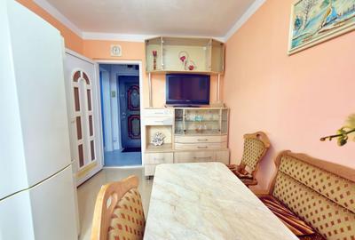 Apartament cu 3 camere de închiriat în zona Intim - 10