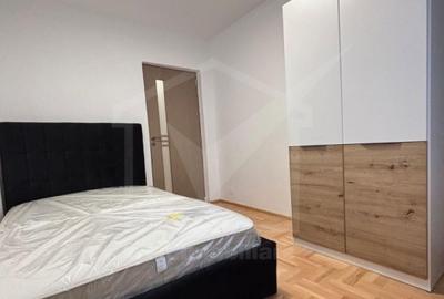 De vanzare apartament cu 4 camere Renovat Mobilat  BIG - 2