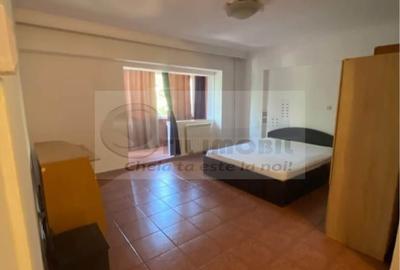 Apartament 1 camera decomandat etaj 1 Gara 380 euro - 1