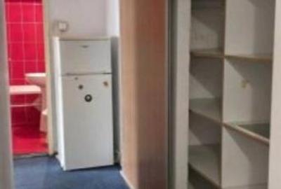 Bld Alexandru Obregia,ap 2 camere,60mp,bloc 1978/ 89.000euro - 5