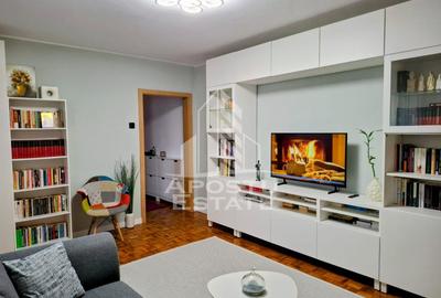Apartament cu 3 camere semidecomandat, mobilat în Gheorghe Lazăr