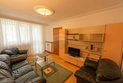 Apartament cu 3 camere semidecomandat, mobilat în Floreasca