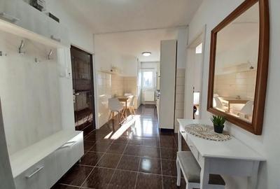 Apartament 3 camere cu balcon zona Parcul Sub Arini - 7