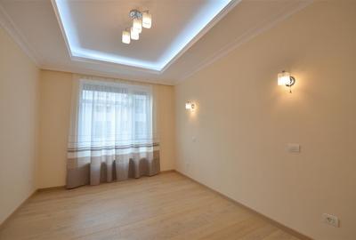 APARTAMENT 4 CAMERE, MOBILAT, CU VEDERE CATRE LACUL TEI - 12