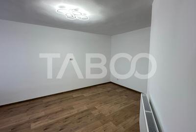 Apartament modern 2 camere balcon loc de parcare zona Turnisor Sibiu - 11
