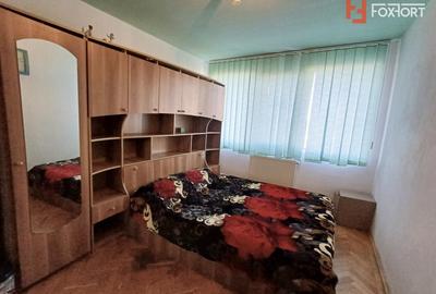 Apartament cu 3 camere decomandat, mobilat în Complex Studențesc