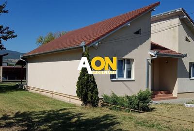 Casă de închiriat, 3 camere, cu terasă și garaj, Partoș - 1