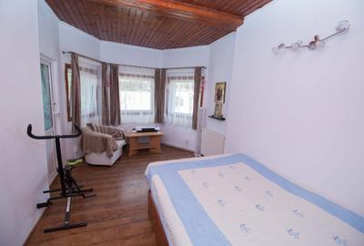 Casa individuala Azuga cu acces usor si vedere la munte - 9