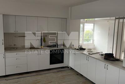 Penthouse cu 6 camere în Policlinica