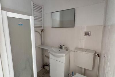 Ultracentral, langa Ateneu - 5