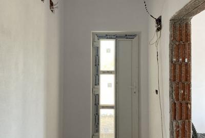 Duplex cu 3 camere si teren de 350 mp, zona linistita - Remetea Mare - 11