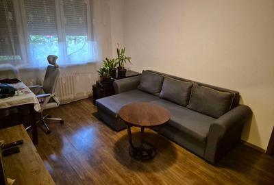 Apartament cu 2 camere semidecomandat în Rogerius