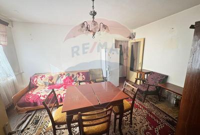 Apartament cu 2 camere nedecomandat în Sud
