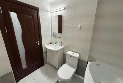 Apartament 2 camere decomandat balcon si parcare Bld Mihai Viteazul - 11