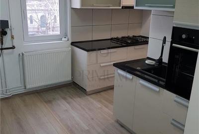 Apartament cu 2 camere semidecomandat în Lipovei
