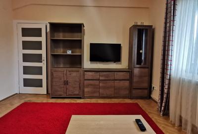 Apartament 2 cam de inchiriat+ 2 locuri de parcare Tractorul - 1