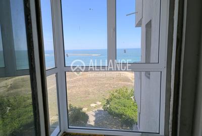 Apartament cu 4 camere decomandat în Faleza Nord