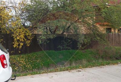 Teren/Loc de casa parcelabil, intre case, 800mp Simnicu de Sus - 1