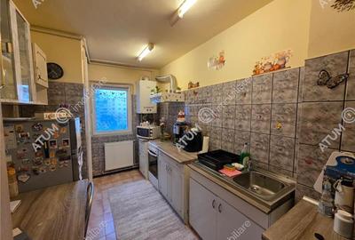 Apartament cu 3 camere decoamndate in zona Valea Aurie din Sibiu - 8