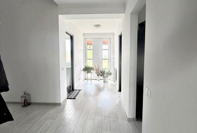 Casa noua de vanzare in Sauaieu, cu priveliste spre lac , la 20 km de Oradea - 16