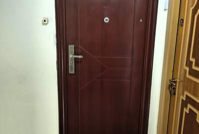 Vanzare Apartament 2 camere, Resita, etajul 1, liniște și acces facil - 2