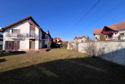 Casă individuală cu 4 camere în Hărman