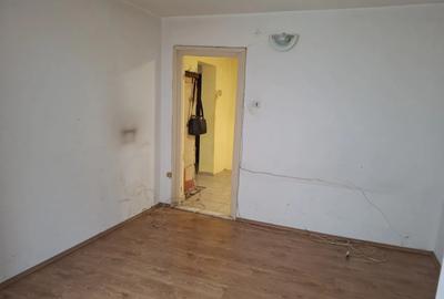 Apartament cu 2 camere, 41 mp, decomandat, zona Grigore Alexandrescu - 2