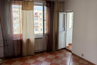 Vând aprtament 2 camere, 54 mp, zona Lujerului, sector 6, București - 3