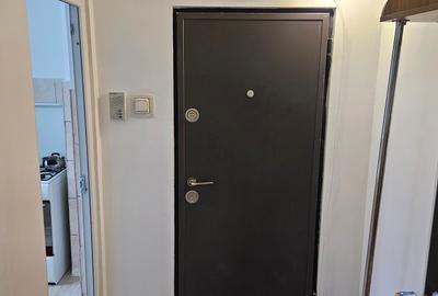 Vand apartament 2 camere in Deva, zona Gojdu (Constructorilor), et. 3 - 8