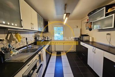 Apartament cu 4 camere decomandat, mobilat în Frumoasa