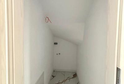 Duplex -4 camere - toate utilitatile - Sag - 6
