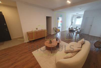 Etaj 1 sau Etaj 2. Balcon mare. Bucatarie cu posibilitate de inchidere. - 1