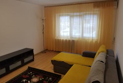 Apartament cu 2 camere decomandat în Rahova