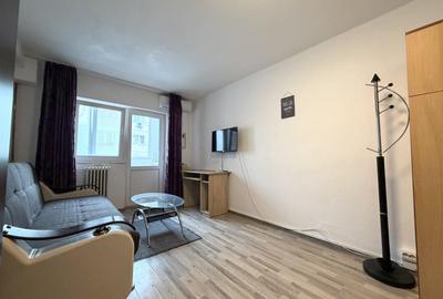 Garsonieră 21mp, etaj 1, renovata complet,balcon cu bucătărie-Buziasului - 1