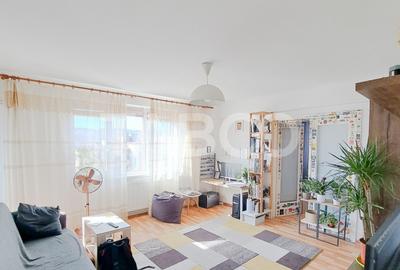 Apartament cu 2 camere semidecomandat, mobilat în Plopilor