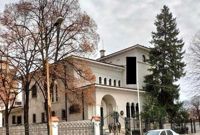 Casă cu 20 camere în Calea Călărașilor