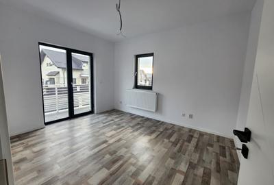 CASA 4 CAMERE, 2 BAI, 440 MP TEREN, MIROSLAVA - 14